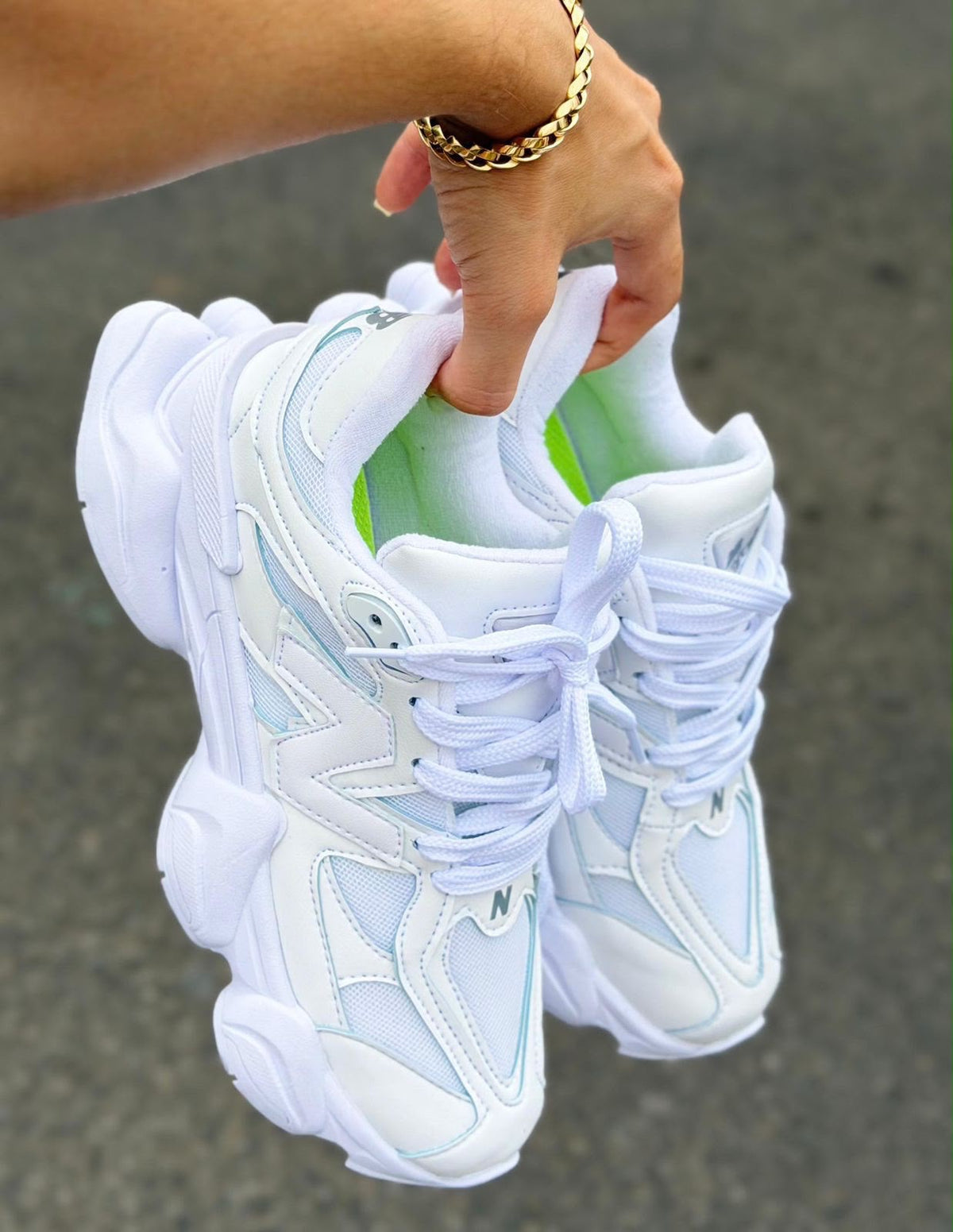 NEW BALANCE 9060