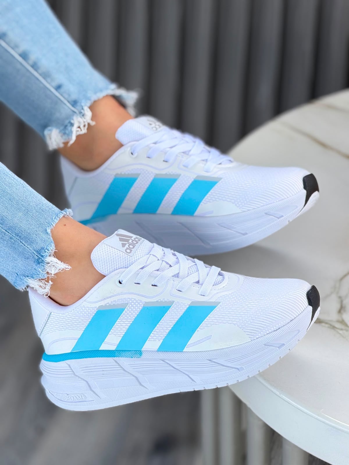 ADIDAS NEW DAMA