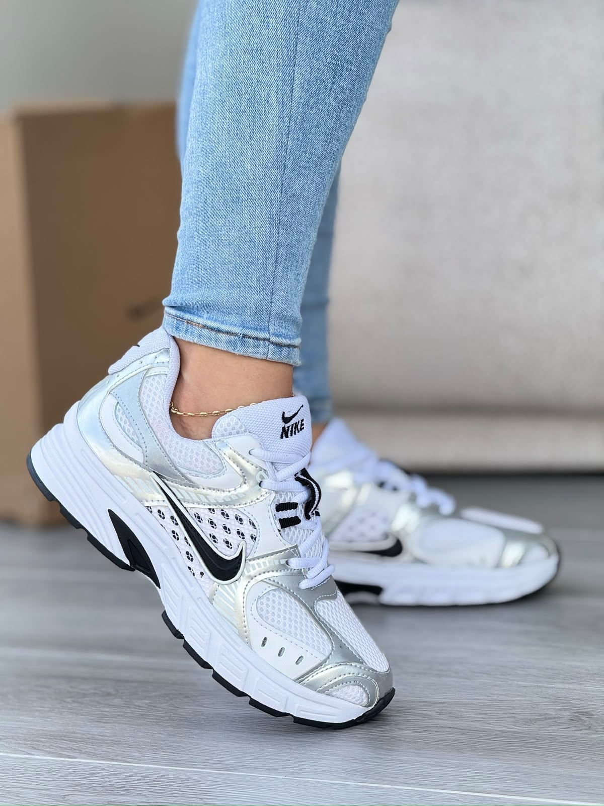 NIKE VOMERO DAMA