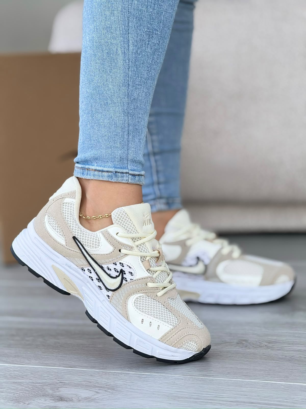 NIKE VOMERO DAMA