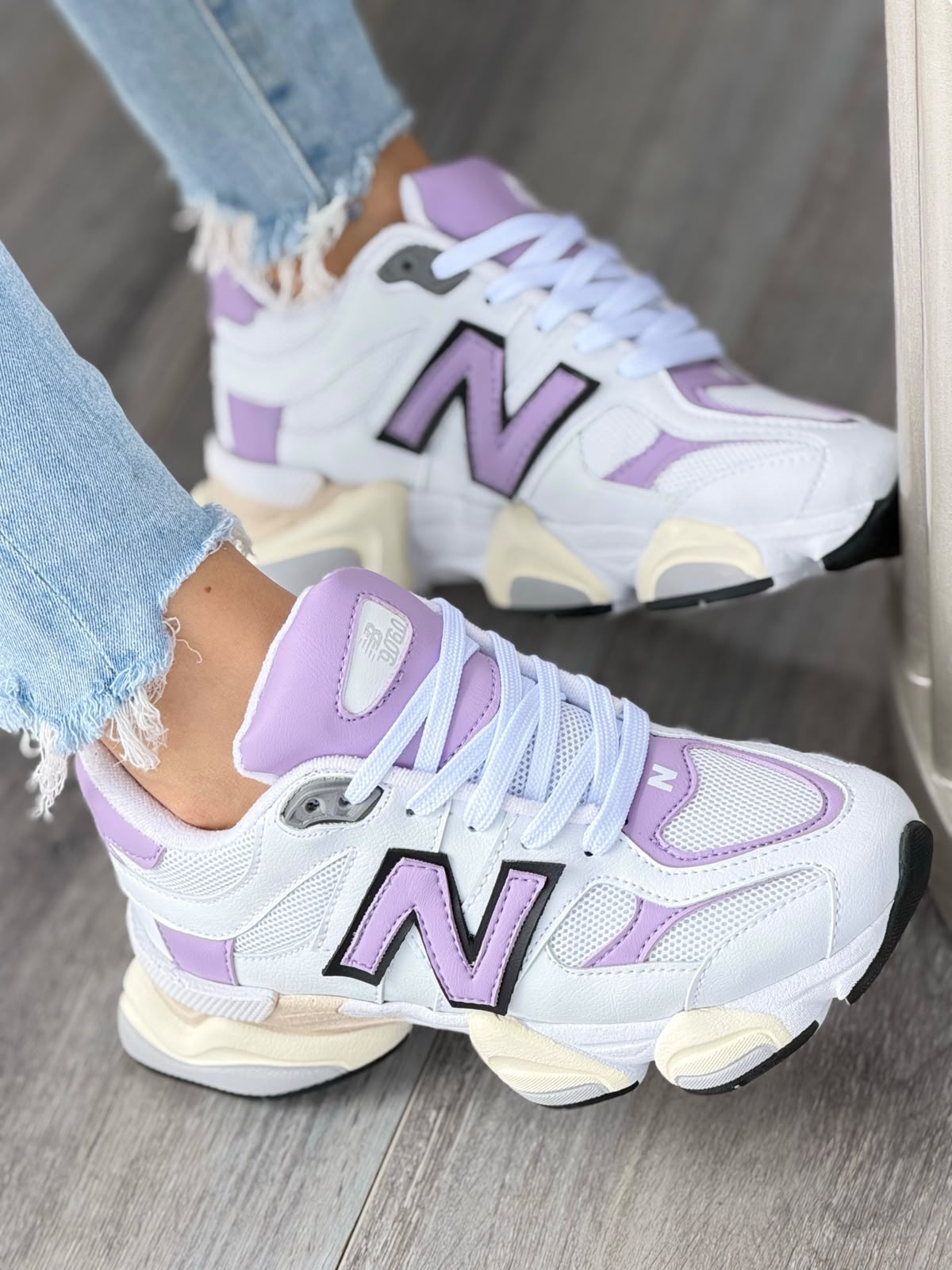 NEW BALANCE 9060